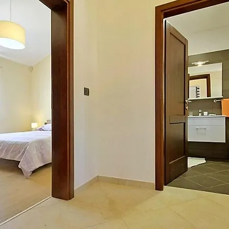 Casa de Férias Genia 2 *