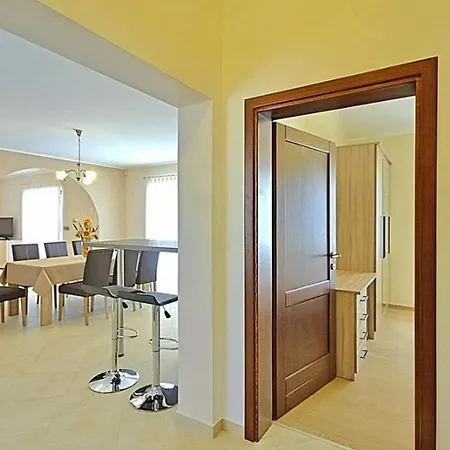 Holiday home Genia 2 *