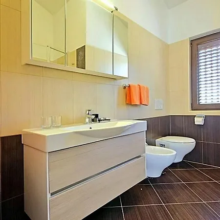 Genia 2 Holiday home *