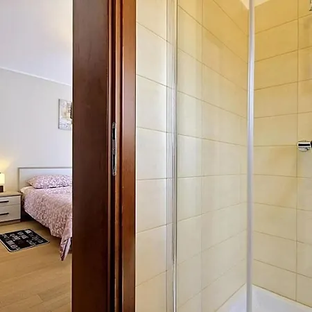 Holiday home Genia 2 Baderna