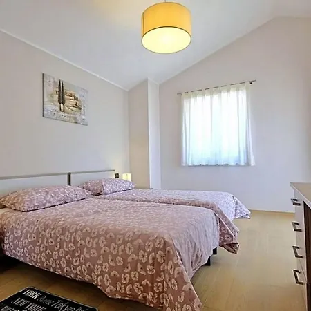 Genia 2 Holiday home *